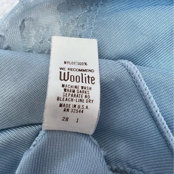 Vintage “A Cut Above” Satin Chemise Size 38 - Picture 5 of 8